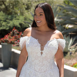 Enzoani Aurora Ivory Bridal Gown Size 24 Brand New