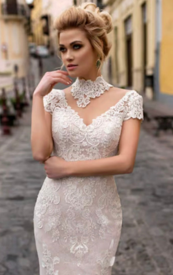 Naviblue 16490 Ivory/Nude Wedding Dress Size 12 New