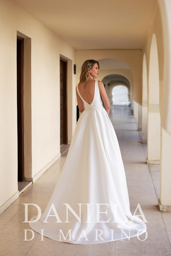 Daniela Di Marino Irene Wedding Dress 4694 Size 10