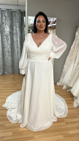 Sincerity 44264 Ivory Wedding Dress Size 18 New